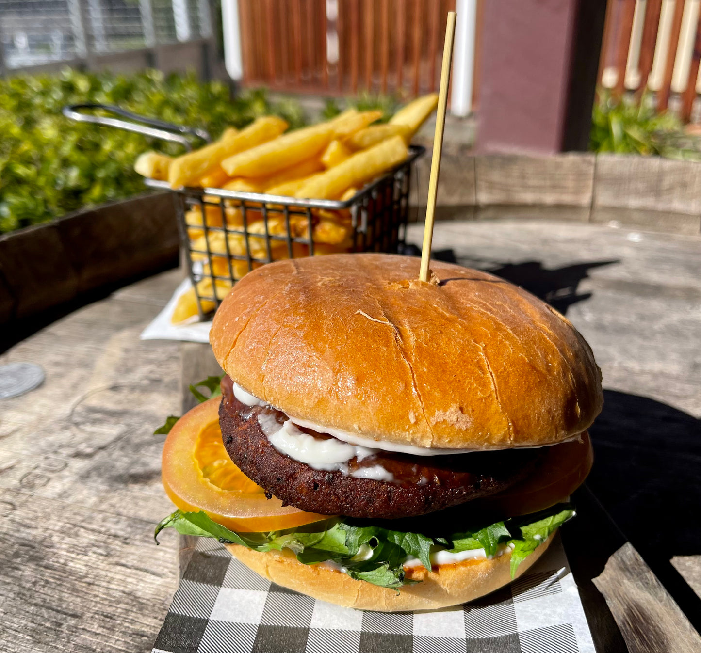 The Great Pretender Burger (Veg)